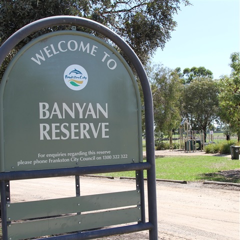 Banyan Reserve: Luscombe Avenue, Carrum Downs