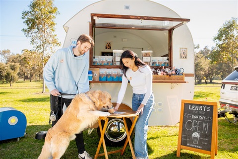 Lenny_s-Pup-Shop-007-1.jpg