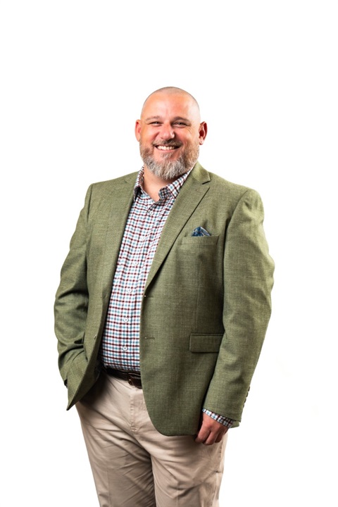 Official-Headshot_Cr-Nathan-Butler_2024-Medium